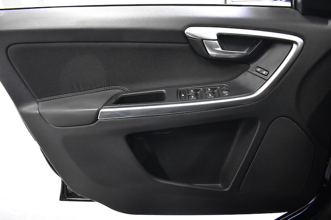 VOLVO XC60 D3 Business